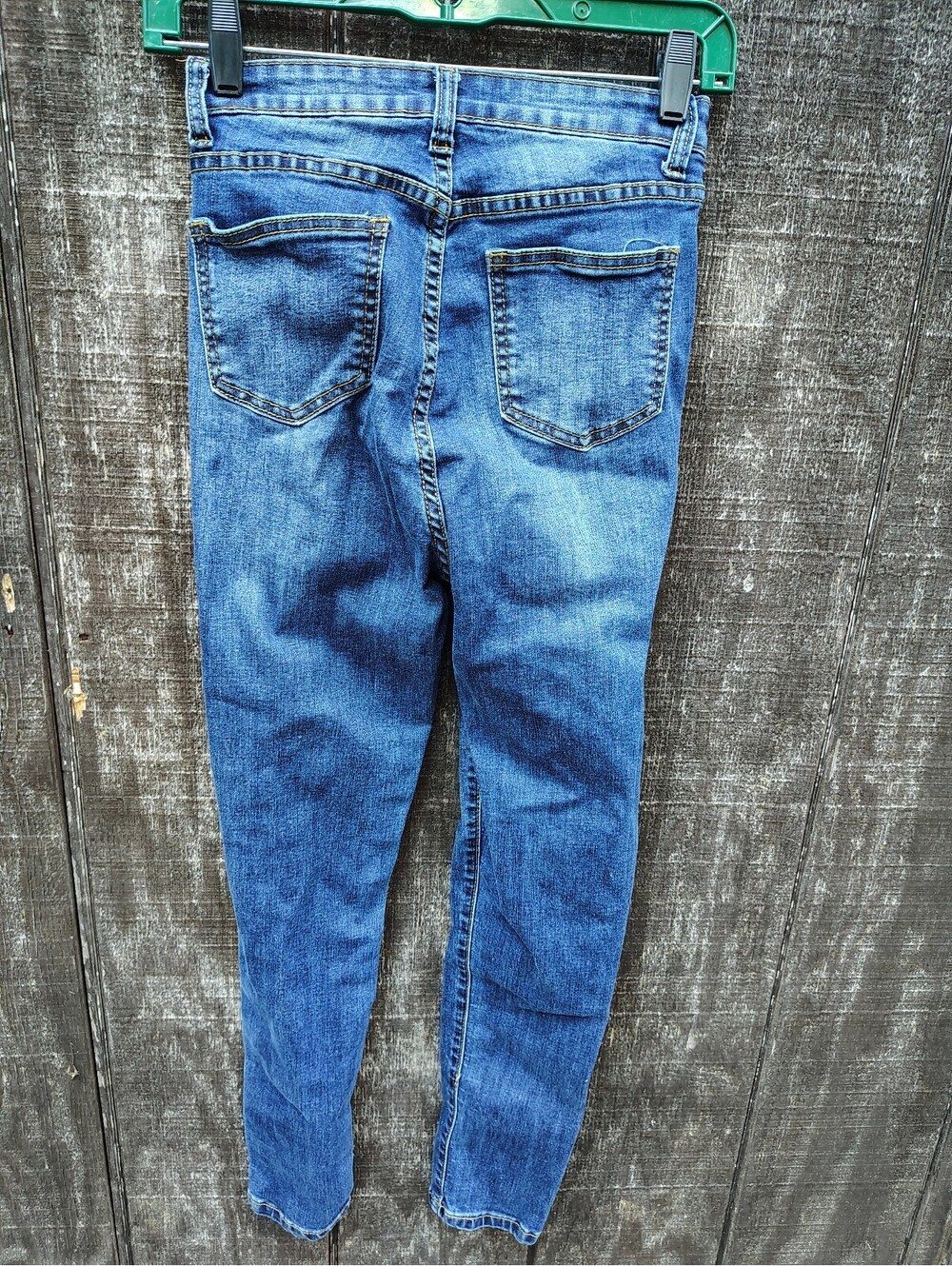 Shein Ripped Jeans - Picture 2 of 4